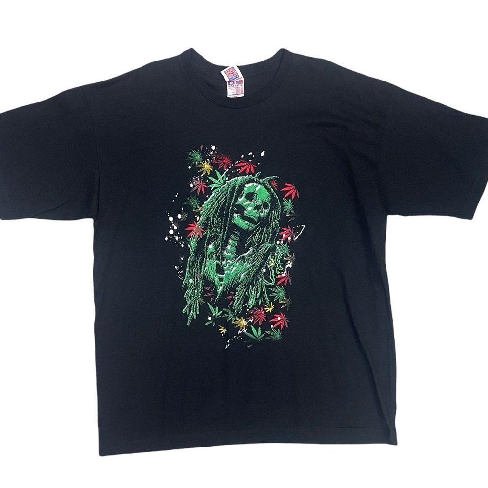 Canabis Graphic T-shirt